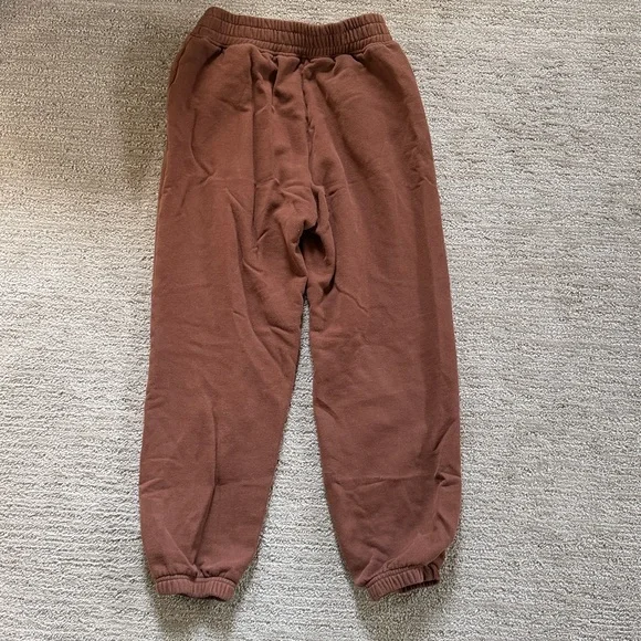 AEO Brown Boyfriend Joggers - Picture 5 of 7
